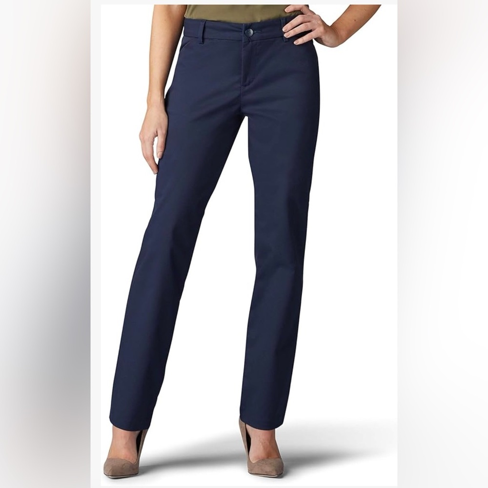 Lee Womens Wrinkle Free Relaxed Fit Straight Leg Pant